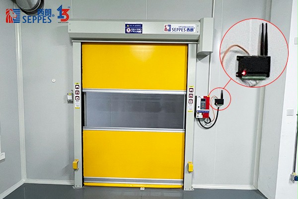 快速門可接入網線