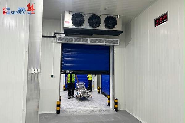 拉鏈保溫快速門